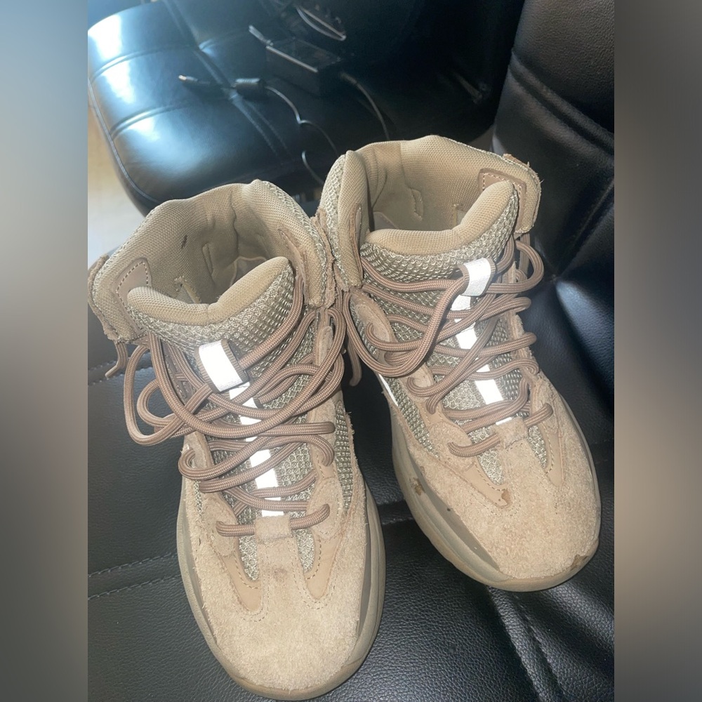 Adidas Yeezy desert boots